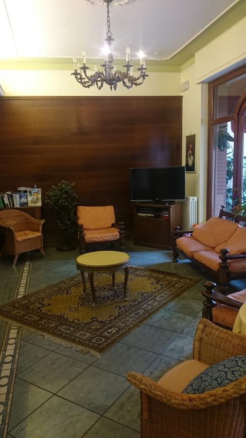 Hotel Pescetto ألبينغا المظهر الخارجي الصورة