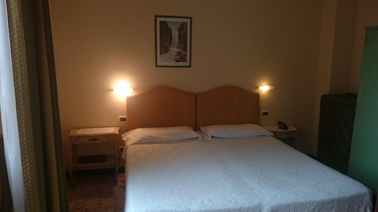 Hotel Pescetto ألبينغا المظهر الخارجي الصورة