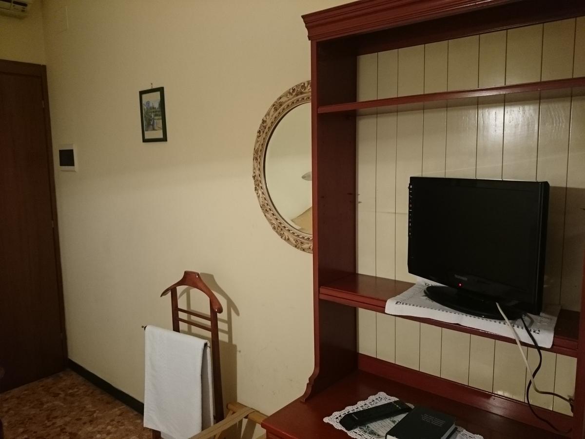Hotel Pescetto ألبينغا المظهر الخارجي الصورة
